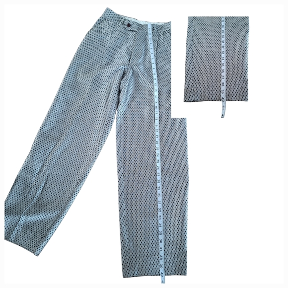 Vintage Scenario Women's Wool metallic Silver and black geometric pattern pants - Picture 16 of 16